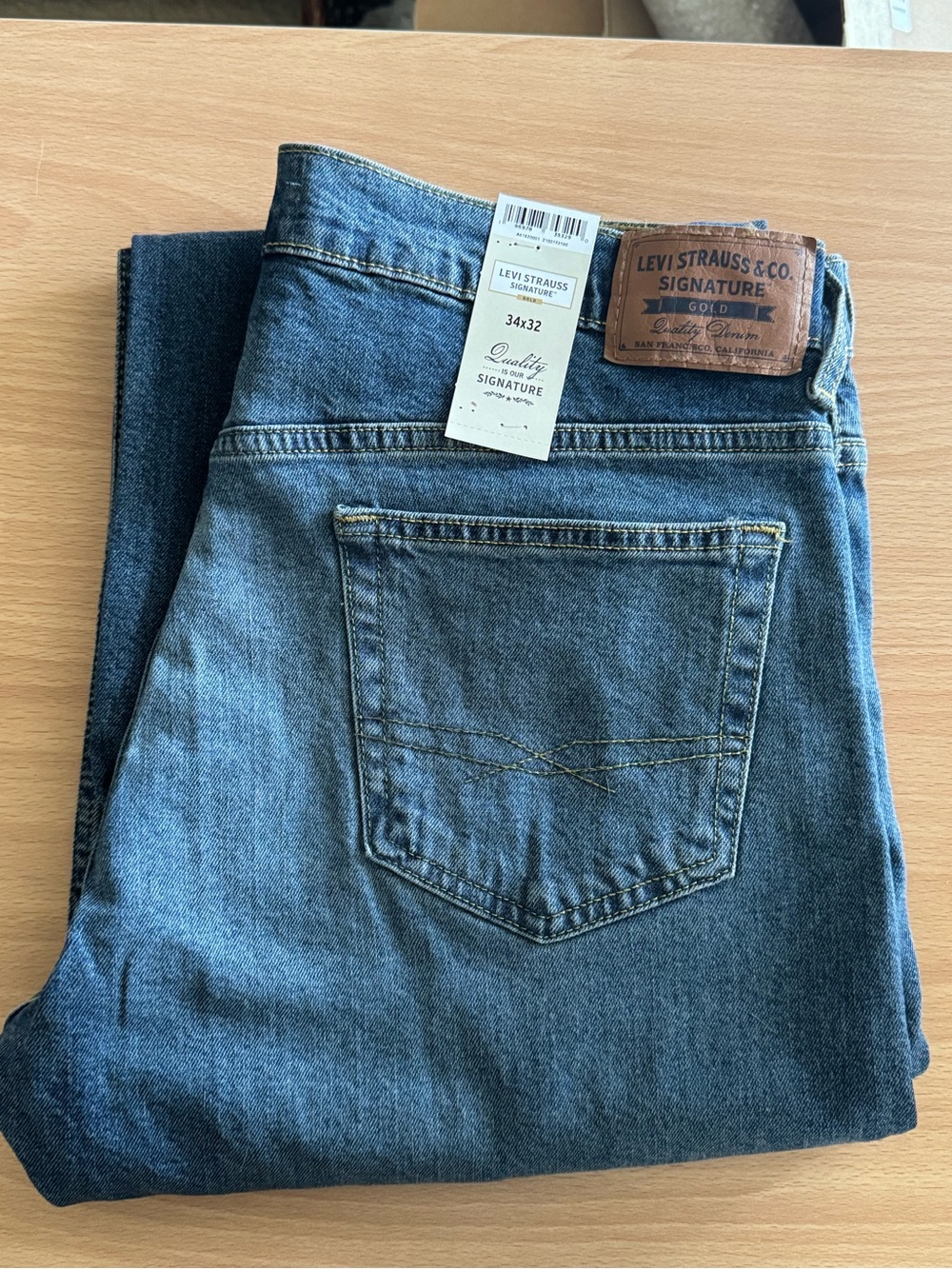 Levi Strauss Signature Gold Jeans Men’s 34x32 Blue Denim Straight Fit NWT